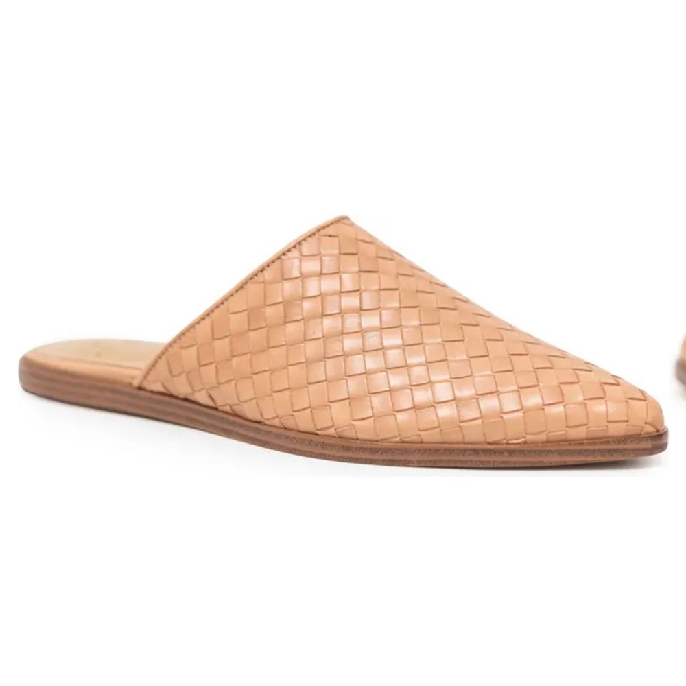 Marc Fisher garden pointed-toe mule